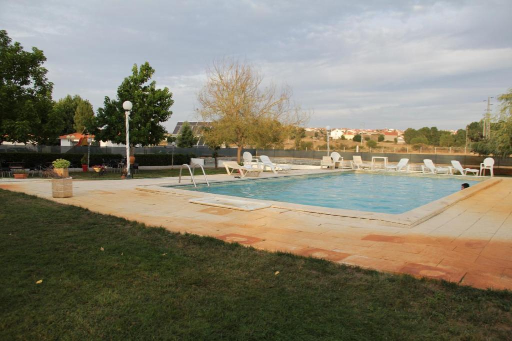 Bed and Breakfast O Pelicano Alfaiates Экстерьер фото