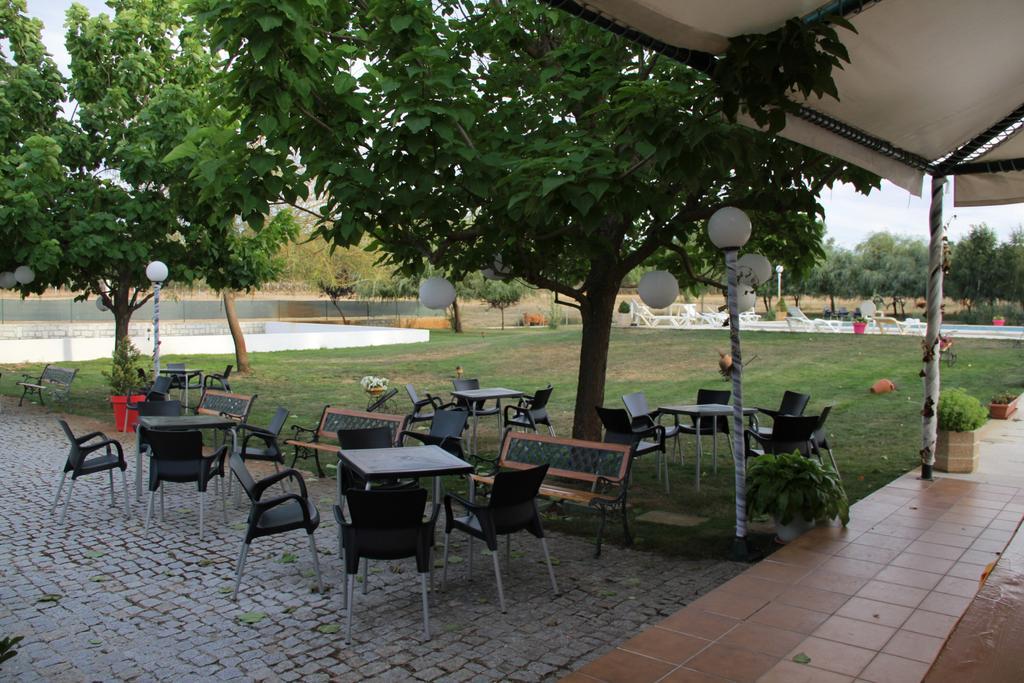 Bed and Breakfast O Pelicano Alfaiates Экстерьер фото